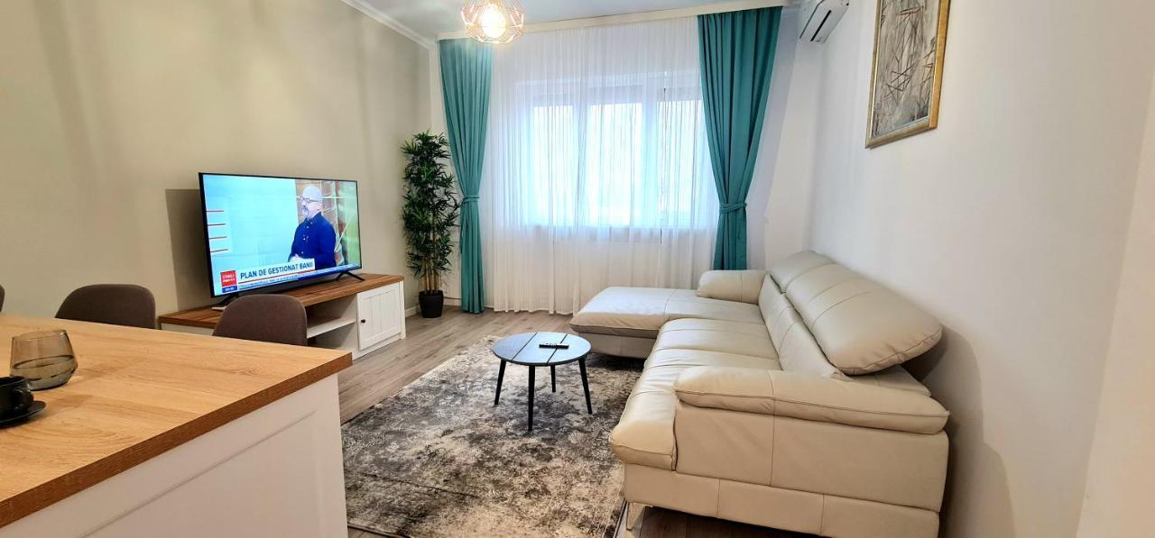 Moma Central Oradea Εξωτερικό φωτογραφία